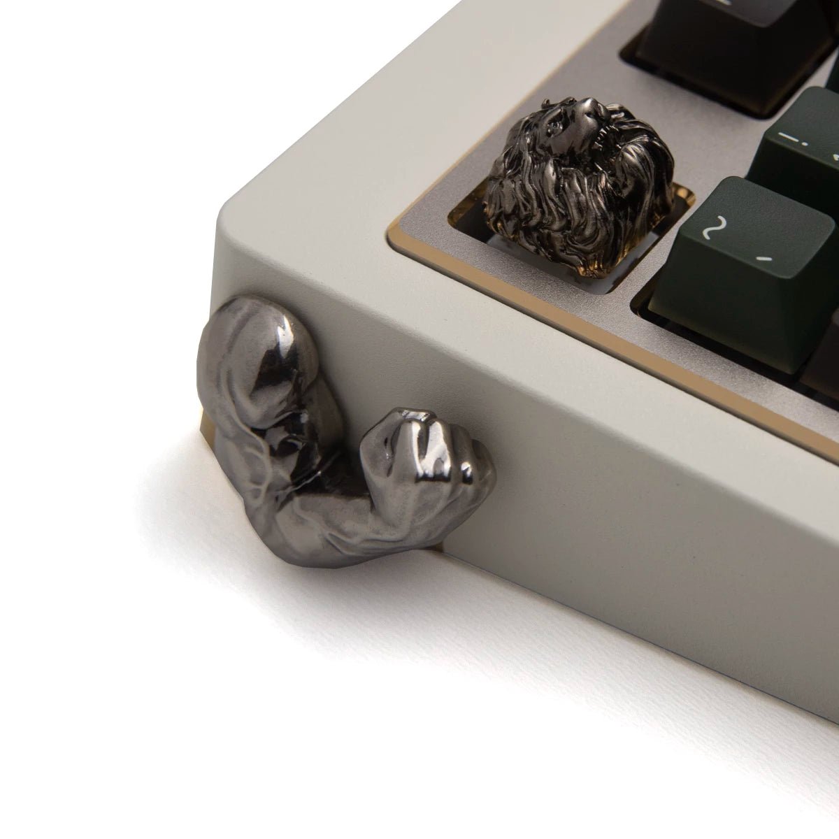 Chaosera Heracles Fist - Divinikey