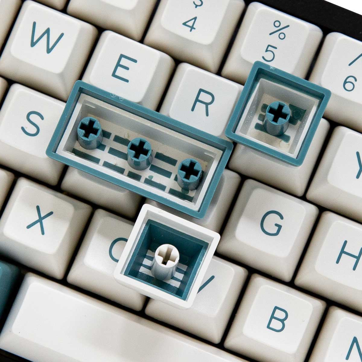 Maxkey SA Green and White Keycap Set Doubleshot ABS - Divinikey