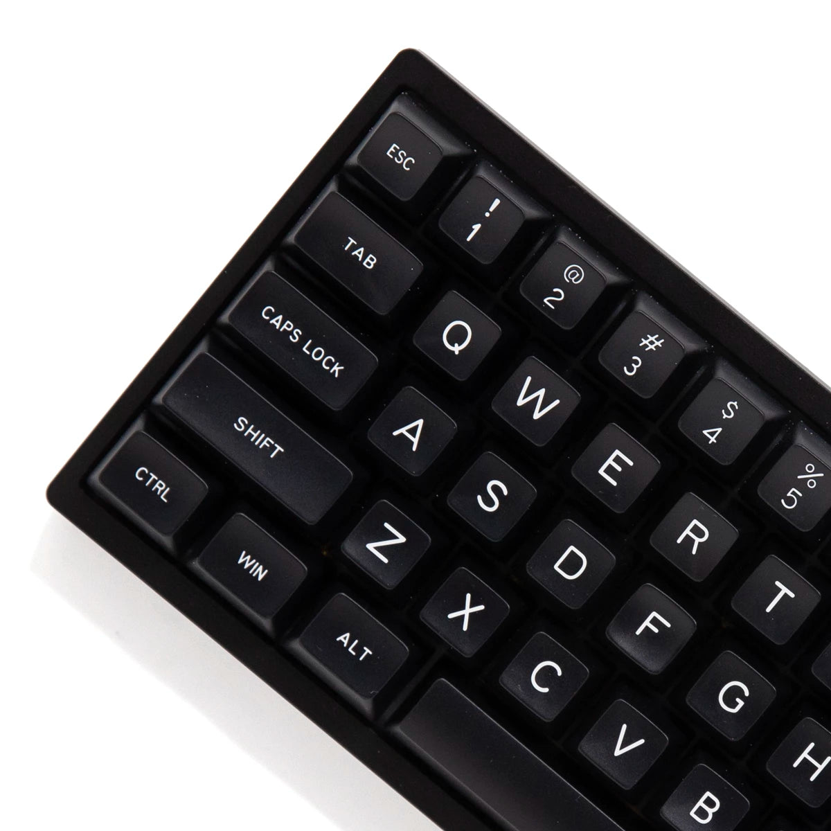 Maxkey SA White On Black Keycap Set Doubleshot ABS - Divinikey
