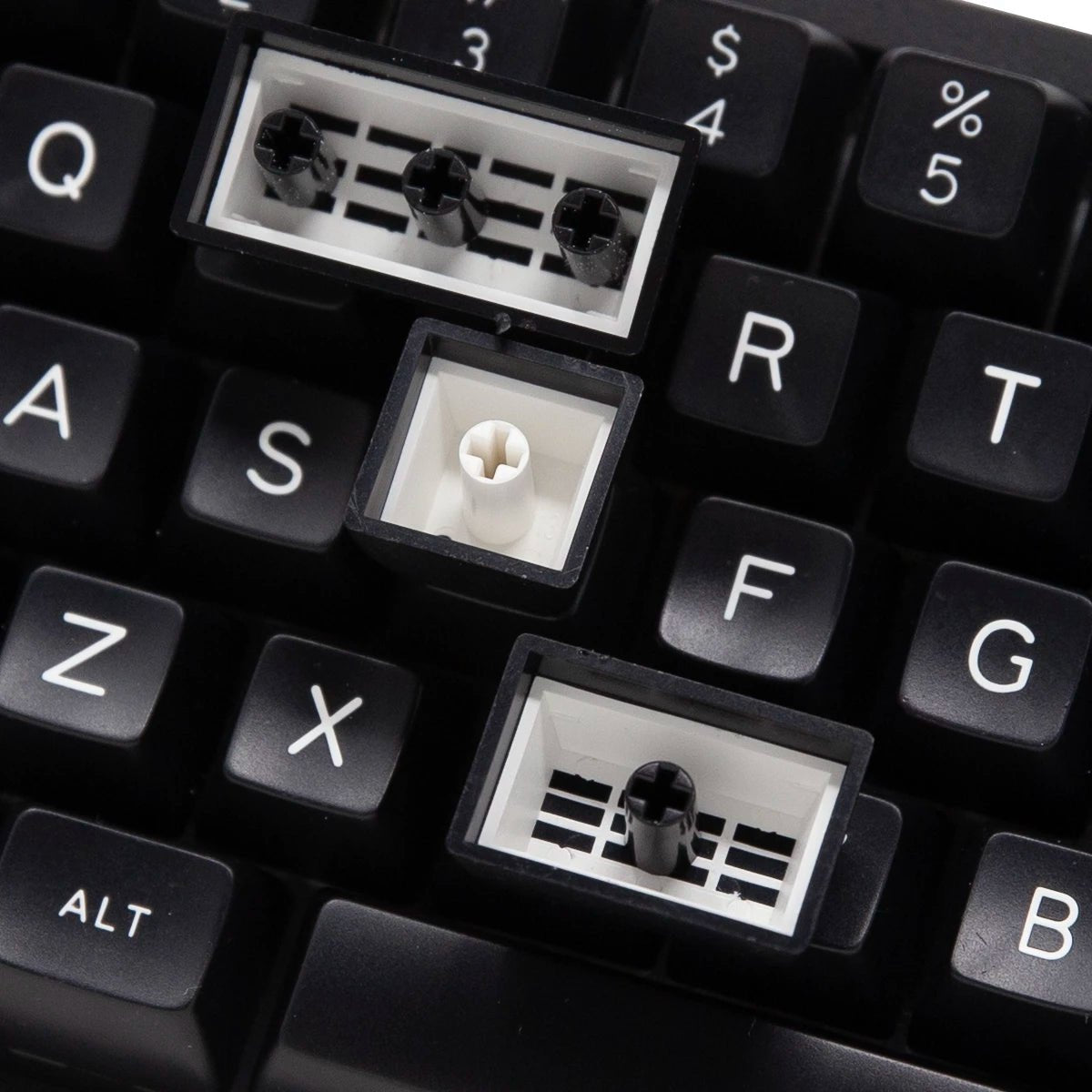 Maxkey SA White On Black Keycap Set Doubleshot ABS - Divinikey