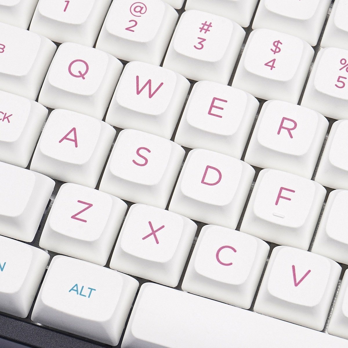 NP Electronic Game Keycap Set Dye-Sub PBT - Divinikey